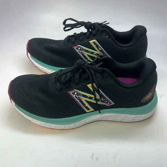 Women’s New Balance Fresh Foam 680 V7 Running Shoes Size 6 Black/Teal New in Box - Picture 4 of 9